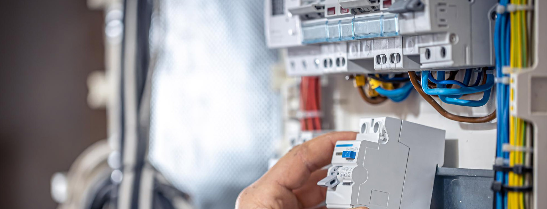 Sigorta Kutusu Yenileme / Değiştirme